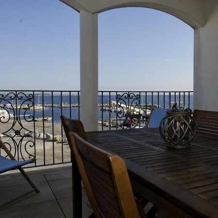 Residence Farenc Vue Sur La Lagune Марсилан Екстериор снимка